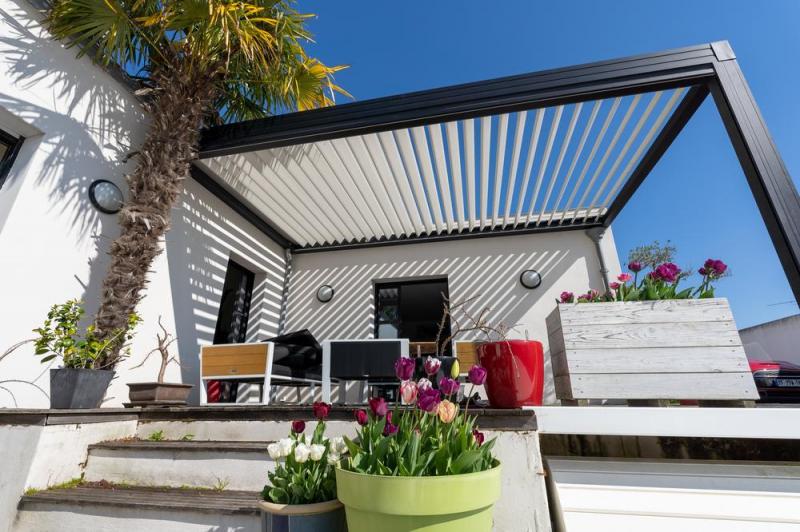 Pergola en aluminium, transformez votre espace ext&eacute;rieur